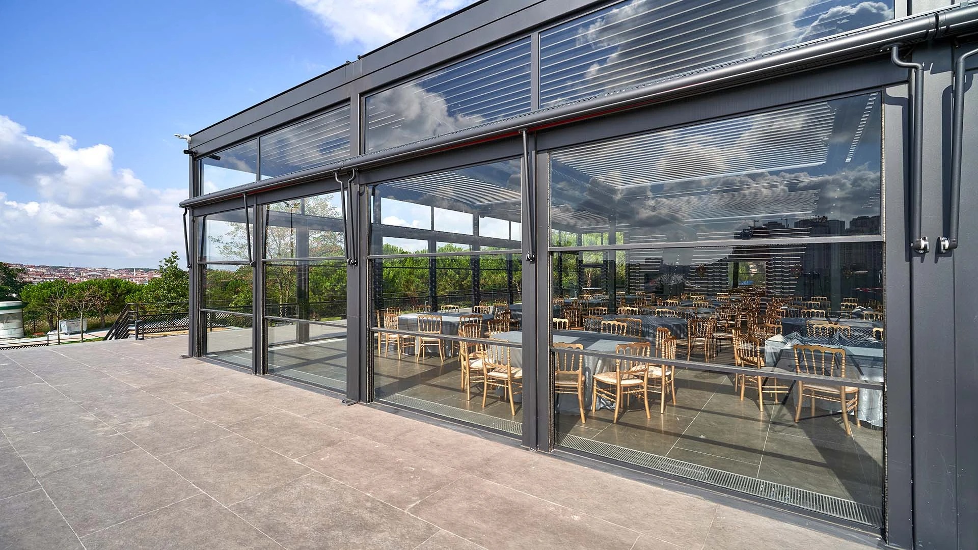 Motorisert hev senk vindu